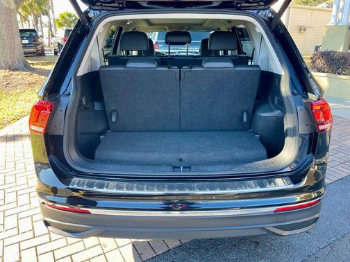 2024 Volkswagen Tiguan 2.0T Wolfsburg Edition