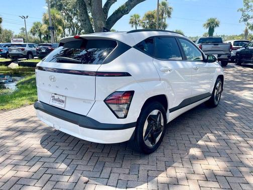 2024 Hyundai KONA EV SEL FWD