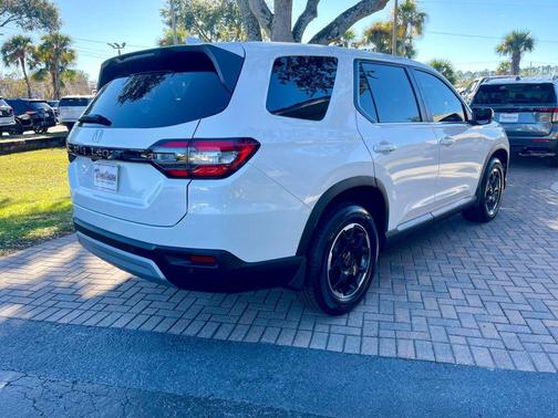 2025 Honda Pilot EX-L+ AWD