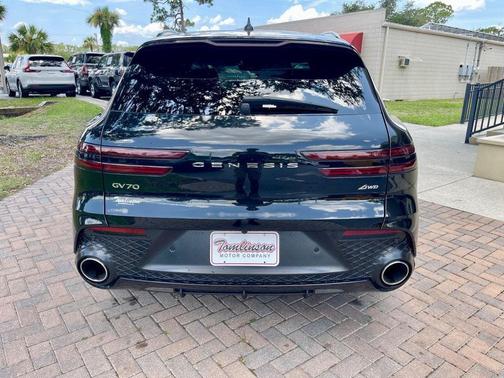 2023 Genesis GV70 2.5T AWD