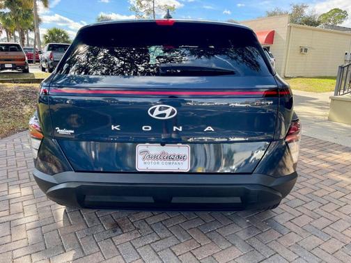 2025 Hyundai KONA SEL Convenience FWD