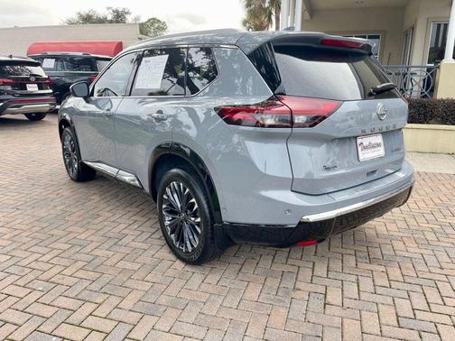 2024 Nissan Rogue Platinum