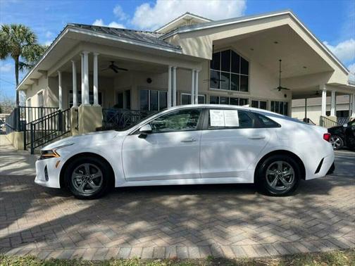 2024 Kia K5 LXS