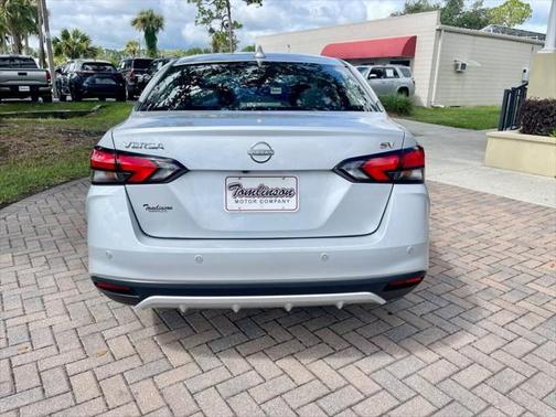 2023 Nissan Versa 1.6 SV