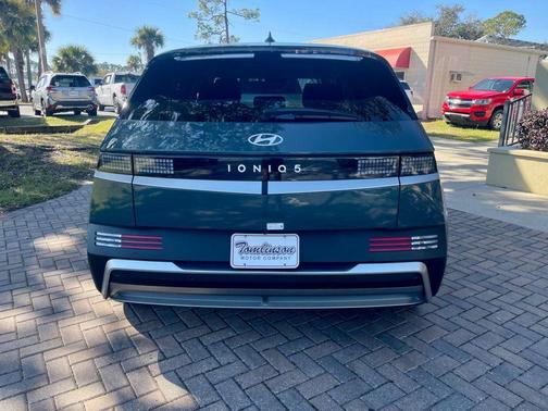 2025 Hyundai IONIQ 5 SE