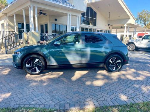 2025 Hyundai IONIQ 5 SE