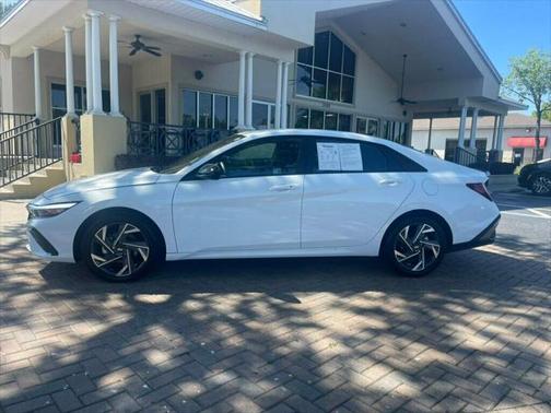 2025 Hyundai ELANTRA Sport
