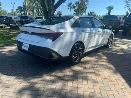 2025 Hyundai ELANTRA Sport
