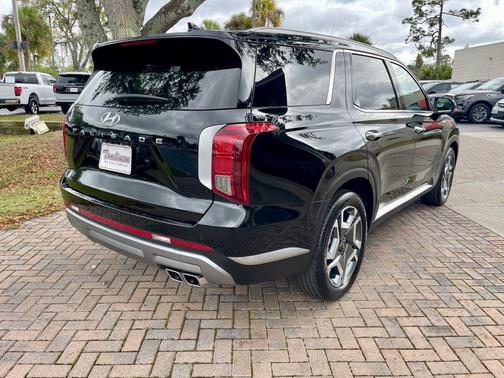 Abyss Black Pearl 2025 Hyundai PALISADE SEL Premium