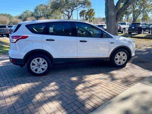 2014 Ford Escape S