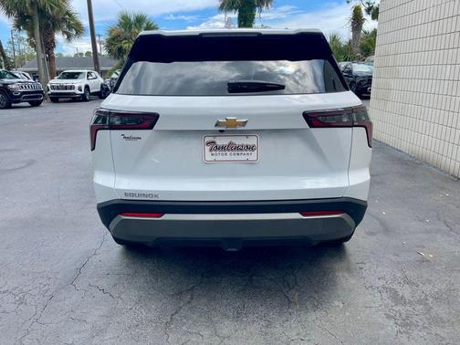 Summit White 2026 Chevrolet Equinox 1LT