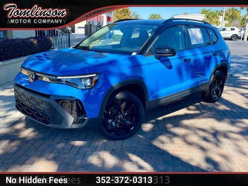 2025 Volkswagen Taos SE Black FWD