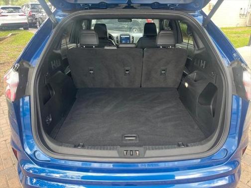 2022 Ford Edge ST