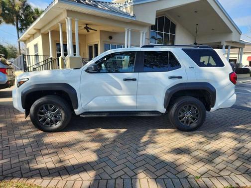 2025 Toyota 4Runner SR5
