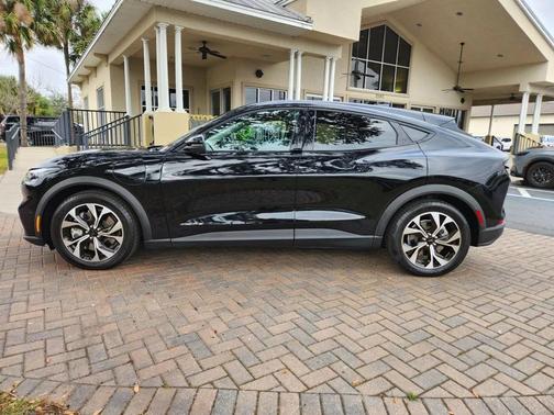 2024 Ford Mustang Mach-E Select