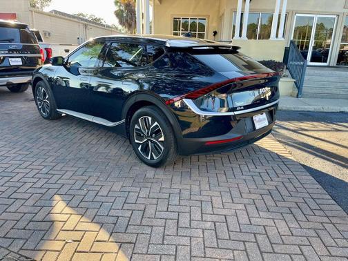 2024 Kia EV6 Light Long Range