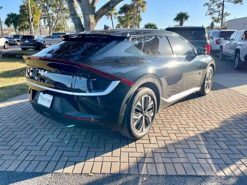 2024 Kia EV6 Light Long Range