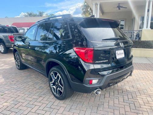 2023 Honda Passport Elite AWD