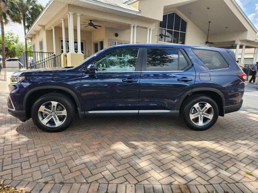 Blue 2025 Honda Pilot EX-L