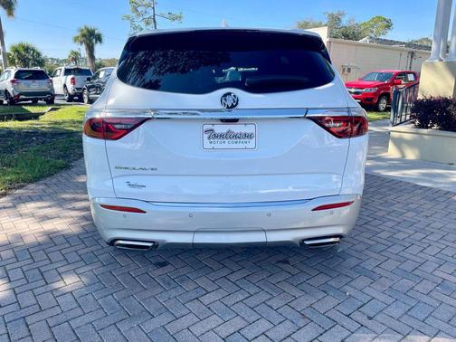 2024 Buick Enclave FWD 4dr Premium