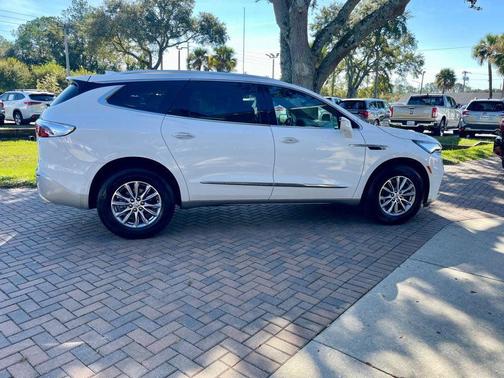 2024 Buick Enclave FWD 4dr Premium