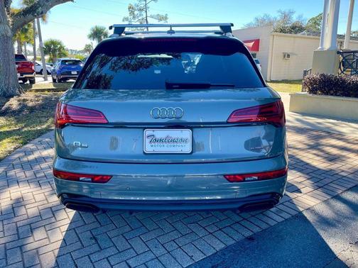 2025 Audi Q5 S LINE PREMIUM