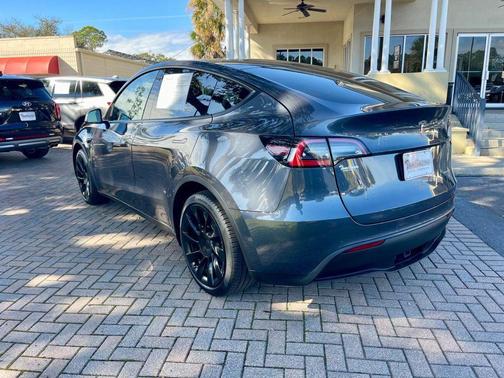 2020 Tesla Model Y LONG RANGE