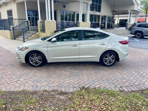 Mineral Beige 2018 Hyundai ELANTRA SEL
