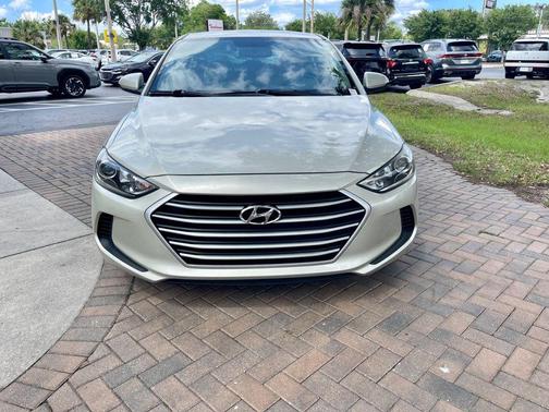 Mineral Beige 2018 Hyundai ELANTRA SEL