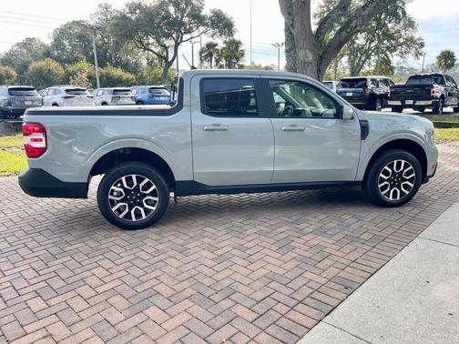 2023 Ford Maverick LARIAT FWD SuperCrew