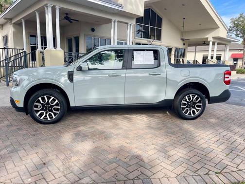 2023 Ford Maverick Lariat