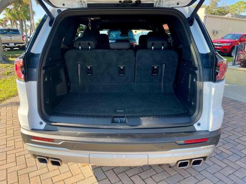 2025 GMC Acadia FWD 4dr Elevation
