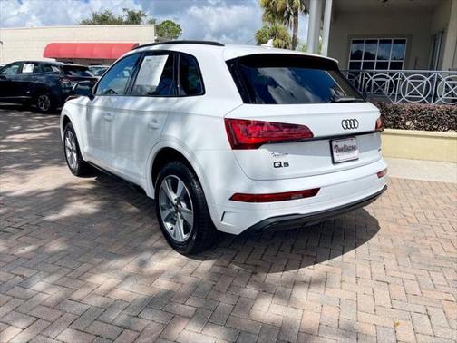 2024 Audi Q5 40 Premium Plus