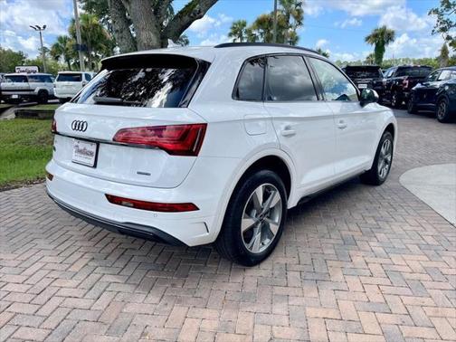 2024 Audi Q5 40 Premium Plus