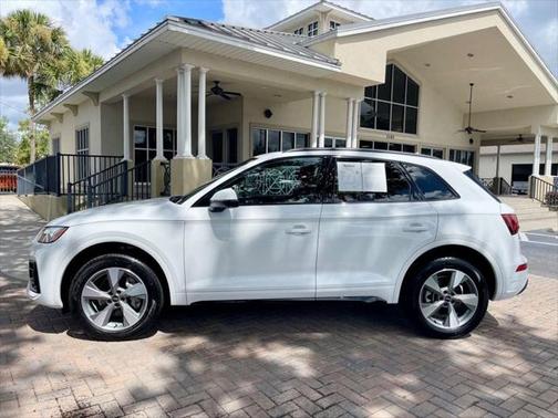 2024 Audi Q5 40 Premium Plus