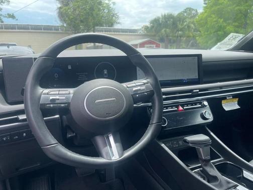 Rockwood Green 2025 Hyundai SANTA CRUZ XRT