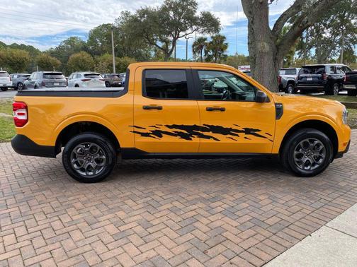 2023 Ford Maverick XLT