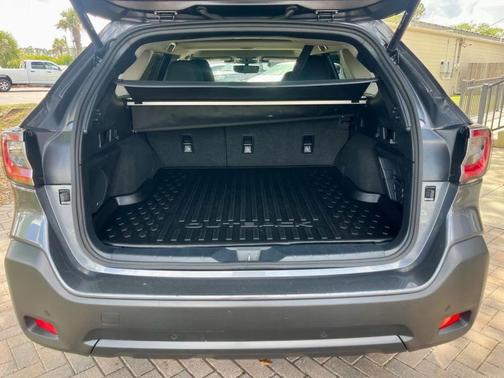 Magnetite Gray Metallic 2025 Subaru Outback Onyx Edition