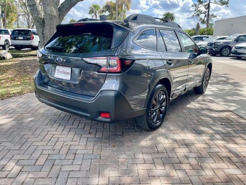Magnetite Gray Metallic 2025 Subaru Outback Onyx Edition
