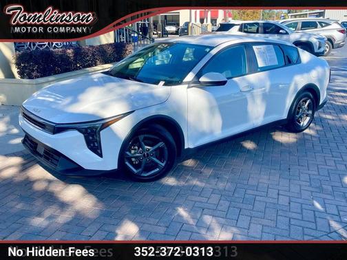 2025 Kia K4 LXS FWD