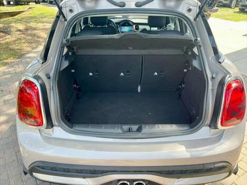 2024 MINI Hardtop Cooper