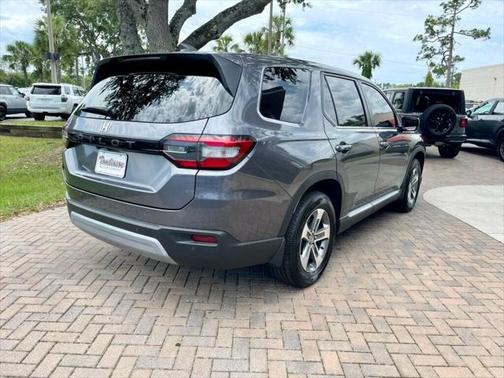 2025 Honda Pilot EX-L WITH THIRD ROW!!!