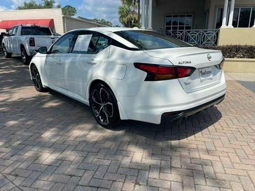 2024 Nissan Altima 2.5 SR Sedan