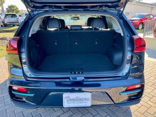 2022 Kia Niro EV EX FWD