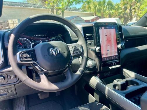 Bright White Clearcoat 2026 RAM 1500 Laramie