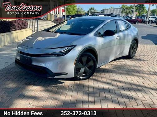 2024 Toyota Prius LE