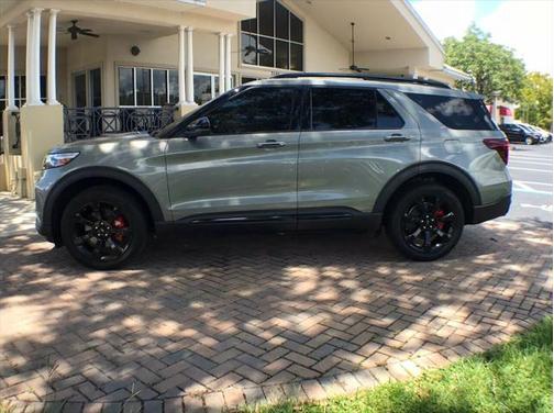 Green 2020 Ford Explorer ST
