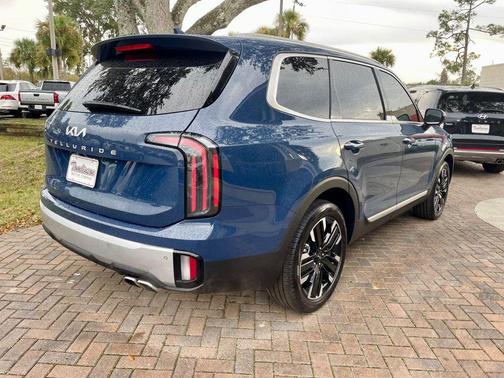 2023 Kia Telluride SX FWD