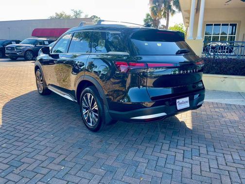 Mineral Black 2026 INFINITI QX60 LUXE FWD
