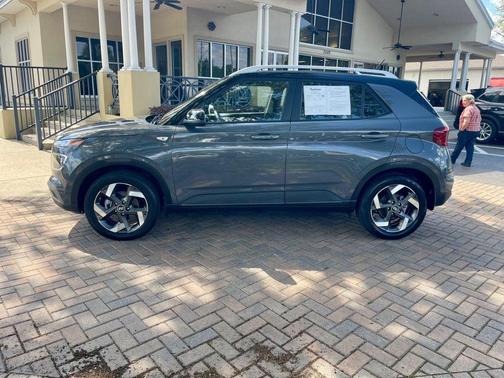 ECOTRONIC GRAY W 2026 Hyundai VENUE SEL
